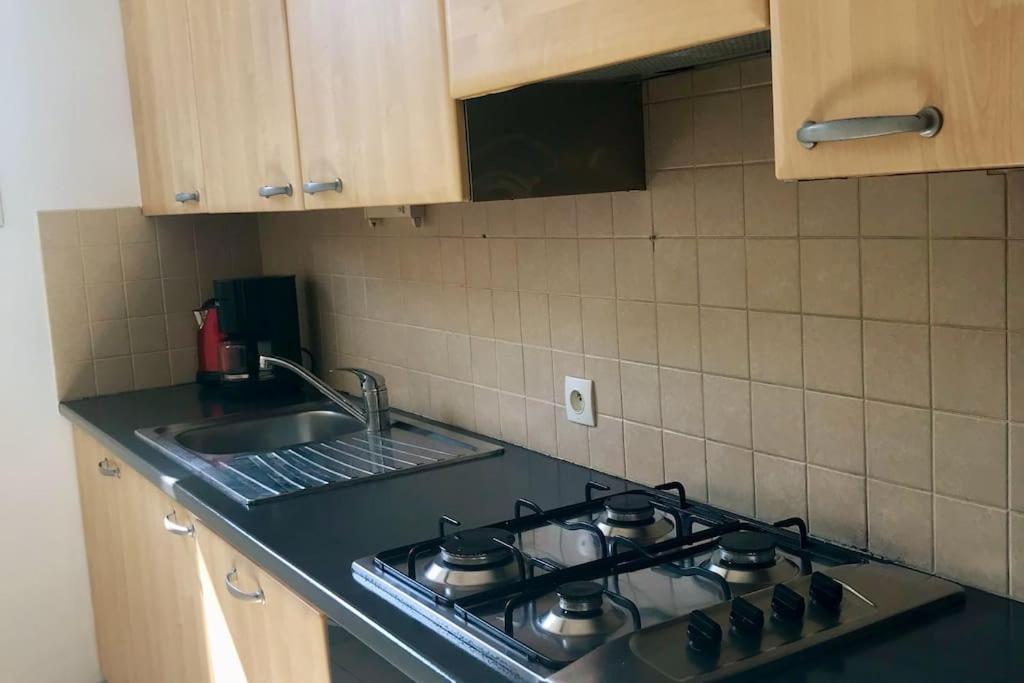 Appartement A 2 Pas Du Mont St-Michel بونتورسون المظهر الخارجي الصورة